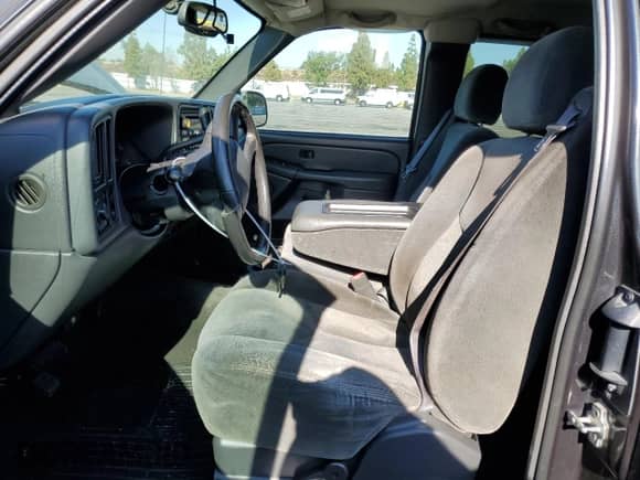 ✅ 2004 Chevrolet Silverado 1500 Work Truck • VIN: 1GCEC19X64Z242778 • Lot: 65235084. Wystawiony na Copart z przebiegiem 254 783 mil mil. Skorzystaj z bezpłatnego archiwum sprzedaży aukcyjnych z USA i zobacz szczegółowy raport historii pojazdu na DreamBid. Zdjęcie 7.