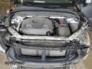 ✅ 2018 Volvo XC60 Momentum • VIN: LYVA22RK4JB078297 • Лот: 53811245. Опубликован ранее на Copart с пробегом 55 093 миль. Бесплатный доступ к архиву аукционных продаж из США и подробный отчёт об истории автомобиля на DreamBid. Изображение 12.