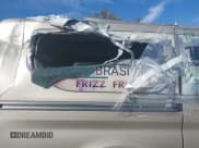 ✅ 2017 Ford Transit XL • VIN: 1FMZK1YM1HKB03485 • Lot: 41429937. Wystawiony na IAAI z przebiegiem 113 171 mil. Bezpłatny archiwum sprzedaży aukcyjnych z USA i szczegółowy raport historii pojazdu na DreamBid. Zdjęcie 17.