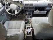 ✅ 1987 Toyota 4Runner Deluxe • VIN: JT4RN62S6H0155884 • Lot: 71807455. Listed on Copart with 214,767 mi. Free auction sales archive from the USA and detailed vehicle history report at DreamBid. Image 8.