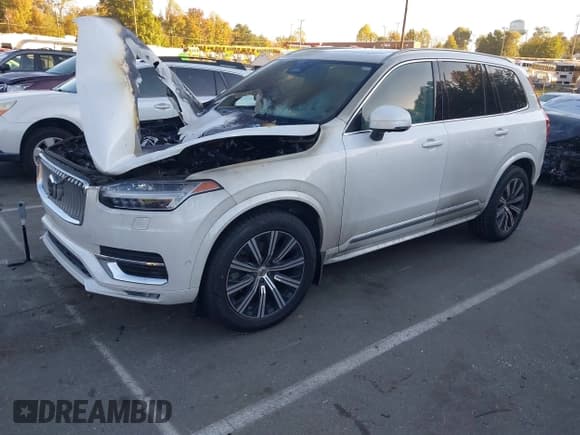 ✅ 2023 Volvo XC90 Plus • VIN: YV4062PN8P1945260 • Лот: 43510846. Опубликован ранее на IAAI с пробегом Не указан. Бесплатный доступ к архиву аукционных продаж из США и подробный отчёт об истории автомобиля на DreamBid. Изображение 2.