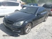 ✅ 2013 Mercedes-Benz C 250 Sport • VIN: WDDGF4HB5DA827184 • Лот: 42331098. Опубликован ранее на IAAI с пробегом 172 158 миль. Бесплатный доступ к архиву аукционных продаж из США и подробный отчёт об истории автомобиля на DreamBid. Изображение 2.