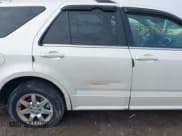 ✅ 2008 Cadillac SRX AWD • VIN: 1GYEE437480151758 • Lot: 43718990. Wystawiony na IAAI z przebiegiem 172 003 mil. Bezpłatny archiwum sprzedaży aukcyjnych z USA i szczegółowy raport historii pojazdu na DreamBid. Zdjęcie 14.