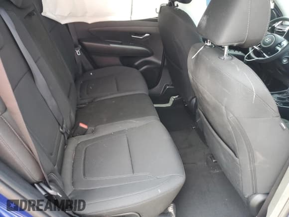 ✅ 2023 Hyundai Tucson SE • VIN: 5NMJA3AE6PH174128 • Lot: 59584524. Wystawiony na Copart z przebiegiem 24 294 mil. Bezpłatny archiwum sprzedaży aukcyjnych z USA i szczegółowy raport historii pojazdu na DreamBid. Zdjęcie 11.