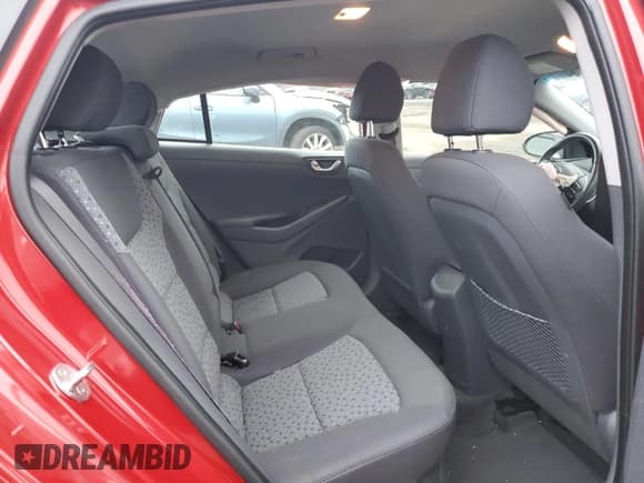 ✅ 2019 Hyundai Ioniq SEL • VIN: KMHC75LC0KU128404 • Lot: 82524564. Wystawiony na Copart z przebiegiem 50 457 mil. Bezpłatny archiwum sprzedaży aukcyjnych z USA i szczegółowy raport historii pojazdu na DreamBid. Zdjęcie 10.