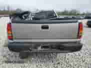 2002 Chevrolet Silverado 1500 LS z VIN 1GCEK14V72Z131503, wystawiony jako Copart lot #52326775 z przebiegiem Nie podano mil oraz Szkoda całkowita • Salvage title. Historia ofert i sprzedaży dostępna na DreamBid. Obrazek 6.