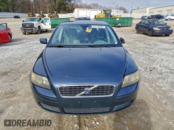 ✅ 2005 Volvo S40 • VIN: YV1MS382152054741 • Lot: 95736895. Listed on Copart with 168,099 mi. Free auction sales archive from the USA and detailed vehicle history report at DreamBid. Image 5.