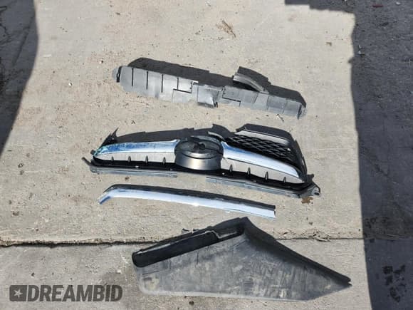 ✅ 2014 Subaru Crosstrek Limited • VIN: JF2GPAGC9EH341651 • Lot: 86538125. Listed on Copart with 85,399 mi. Free auction sales archive from the USA and detailed vehicle history report at DreamBid. Image 13.