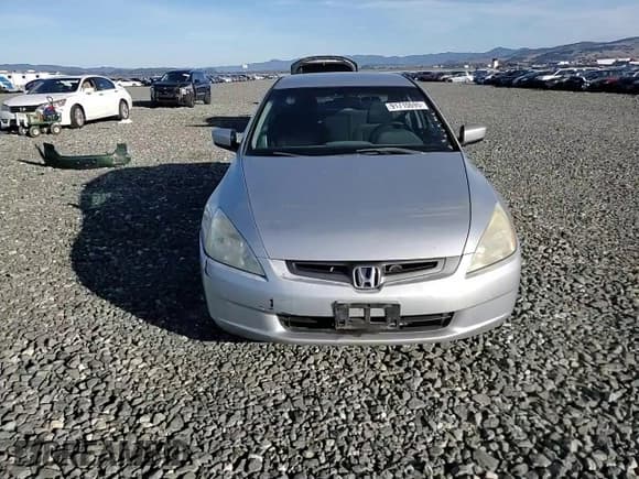 ✅ 2003 Honda Accord LX • VIN: 1HGCM66353A021612 • Lot: 91710695. Wystawiony na Copart z przebiegiem 179 300 mil. Bezpłatny archiwum sprzedaży aukcyjnych z USA i szczegółowy raport historii pojazdu na DreamBid. Zdjęcie 13.
