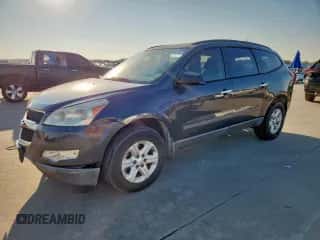 2012 Chevrolet Traverse LS z VIN 1GNKREEDXCJ370952, wystawiony jako Copart lot #84251275 z przebiegiem 185 471 mil mil oraz Szkoda całkowita • Salvage title. Historia ofert i sprzedaży dostępna na DreamBid. Obrazek 1.