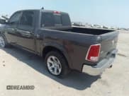 ✅ 2015 Ram 1500 Laramie • VIN: 1C6RR6NM0FS590636 • Lot: 37320388. Wystawiony na IAAI z przebiegiem 93 163 mil. Bezpłatny archiwum sprzedaży aukcyjnych z USA i szczegółowy raport historii pojazdu na DreamBid. Zdjęcie 3.