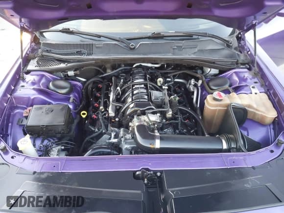 ✅ 2016 Dodge Challenger R/T • VIN: 2C3CDZBTXGH172429 • Lot: 43810767. Wystawiony na IAAI z przebiegiem 52 822 mil. Bezpłatny archiwum sprzedaży aukcyjnych z USA i szczegółowy raport historii pojazdu na DreamBid. Zdjęcie 10.