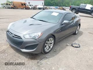 ✅ 2013 Hyundai Genesis Coupe Premium • VIN: KMHHT6KD2DU083678 • Lot: 42219912. Wystawiony na IAAI z przebiegiem 186 192 mil. Bezpłatny archiwum sprzedaży aukcyjnych z USA i szczegółowy raport historii pojazdu na DreamBid. Zdjęcie 2.