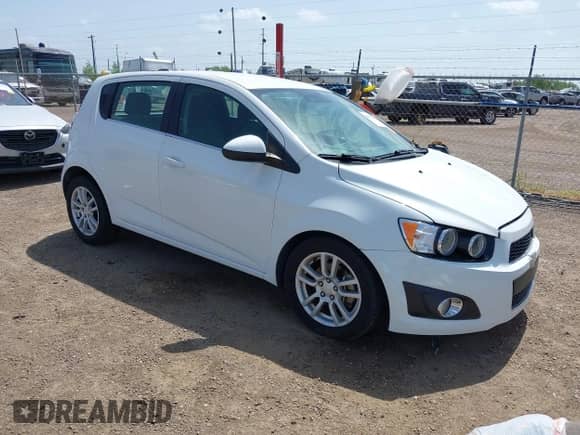 2016 Chevrolet Sonic LT с VIN 1G1JC6SB0G4167127, выставлен на аукционе IAAI как лот 42746825 с пробегом 55 198 миль миль и . История ставок и продаж доступна на DreamBid. Изображение 1.