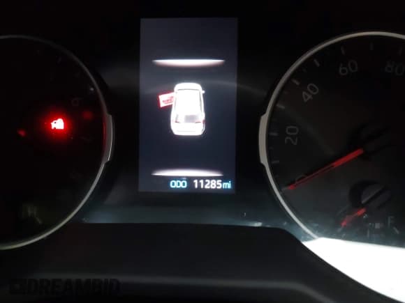 ✅ 2021 Toyota RAV4 XLE • VIN: 2T3P1RFV5MW213028 • Лот: 43731582. Опубликован ранее на IAAI с пробегом 11 285 миль. Бесплатный доступ к архиву аукционных продаж из США и подробный отчёт об истории автомобиля на DreamBid. Изображение 7.