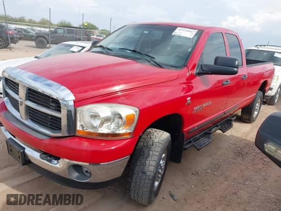 2006 Dodge 3500 SLT z VIN 3D7LX38C46G119611, wystawiony jako IAAI lot #42934402 z przebiegiem 369 688 mil mil oraz . Historia ofert i sprzedaży dostępna na DreamBid. Obrazek 2.