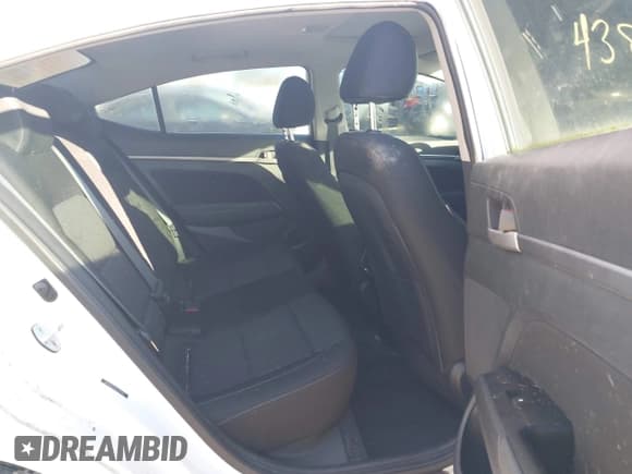 ✅ 2018 Hyundai Elantra SEL • VIN: 5NPD84LF8JH224509 • Lot: 43626514. Listed on IAAI with 23,847 mi. Free auction sales archive from the USA and detailed vehicle history report at DreamBid. Image 8.