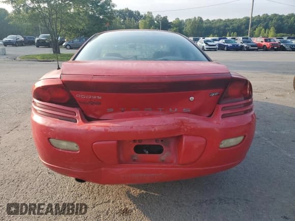 ✅ 2002 Dodge Stratus SE/SXT • VIN: 4B3AG42G52E136521 • Lot: 66685755. Wystawiony na Copart z przebiegiem 182 599 mil. Bezpłatny archiwum sprzedaży aukcyjnych z USA i szczegółowy raport historii pojazdu na DreamBid. Zdjęcie 6.