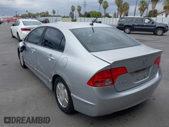 ✅ 2008 Honda Civic • VIN: JHMFA362X8S004038 • Lot: 43336090. Listed on IAAI with 327,398 mi. Free auction sales archive from the USA and detailed vehicle history report at DreamBid. Image 3.