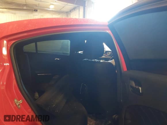 ✅ 2014 Dodge Charger RT Plus • VIN: 2C3CDXDT6EH301362 • Lot: 43416753. Wystawiony na IAAI z przebiegiem 105 646 mil. Bezpłatny archiwum sprzedaży aukcyjnych z USA i szczegółowy raport historii pojazdu na DreamBid. Zdjęcie 8.