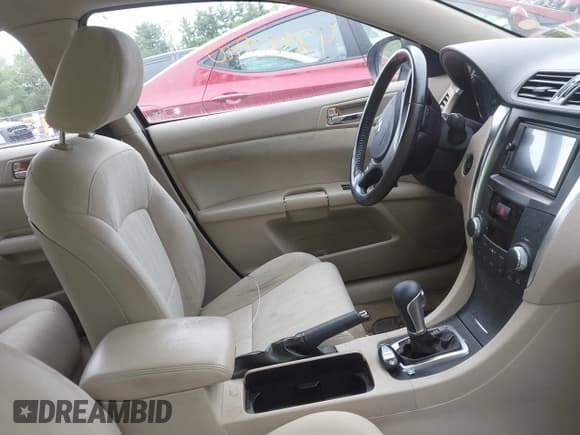 ✅ 2011 Suzuki Kizashi S • VIN: JS2RF9A17B6110406 • Lot: 42380910. Listed on IAAI with 119,243 mi. Free auction sales archive from the USA and detailed vehicle history report at DreamBid. Image 5.