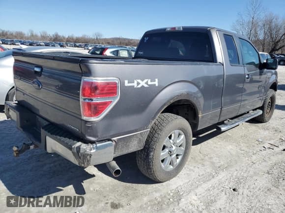 ✅ 2013 Ford F-150 XL • VIN: 1FTEX1EM2DKD60318 • Лот: 54521635. Опубликован ранее на Copart с пробегом 269 298 миль. Бесплатный доступ к архиву аукционных продаж из США и подробный отчёт об истории автомобиля на DreamBid. Изображение 3.