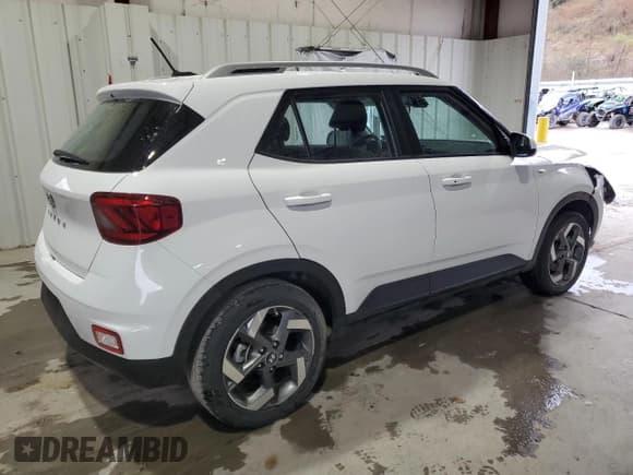 ✅ 2024 Hyundai Venue SEL • VIN: KMHRC8A30RU291915 • Lot: 80607434. Listed on Copart with 11,778 mi. Free auction sales archive from the USA and detailed vehicle history report at DreamBid. Image 3.