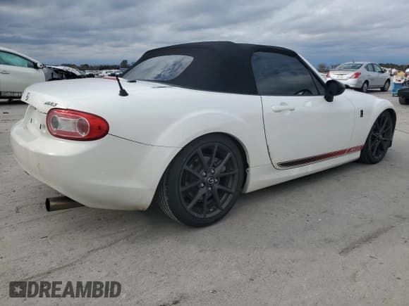 ✅ 2015 Mazda MX-5 Miata Club • VIN: JM1NC2LF8F0239202 • Lot: 91487985. Listed on Copart with 51,525 mi. Free auction sales archive from the USA and detailed vehicle history report at DreamBid. Image 3.