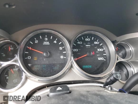 ✅ 2013 Chevrolet Silverado 1500 LT • VIN: 3GCPCSE03DG258721 • Лот: 51912464. Опубликован ранее на Copart с пробегом 129 972 миль. Бесплатный доступ к архиву аукционных продаж из США и подробный отчёт об истории автомобиля на DreamBid. Изображение 9.