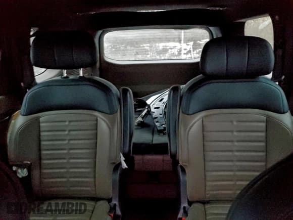 ✅ 2024 Kia EV9 Land • VIN: KNDADFS57R6042051 • Лот: 96032575. Опубликован ранее на Copart с пробегом 8 705 миль. Бесплатный доступ к архиву аукционных продаж из США и подробный отчёт об истории автомобиля на DreamBid. Изображение 10.