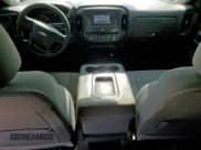 ✅ 2017 Chevrolet Silverado 2500HD Work Truck • VIN: 1GC1KUEY2HF215781 • Lot: 68792115. Wystawiony na Copart z przebiegiem 191 528 mil. Bezpłatny archiwum sprzedaży aukcyjnych z USA i szczegółowy raport historii pojazdu na DreamBid. Zdjęcie 8.