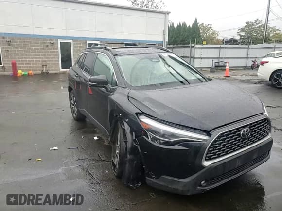 ✅ 2024 Toyota Corolla Cross XLE • VIN: 7MUDAABG6RV102109 • Lot: 83763515. Listed on Copart with 36,787 mi. Free auction sales archive from the USA and detailed vehicle history report at DreamBid. Image 13.