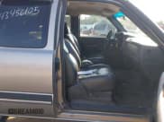 ✅ 2003 Chevrolet Silverado 2500HD LS • VIN: 1GCHC29113E232275 • Lot: 43456105. Listed on IAAI with Not provided. Free auction sales archive from the USA and detailed vehicle history report at DreamBid. Image 5.