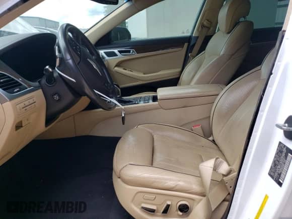 2016 Hyundai Genesis 3.8L z VIN KMHGN4JE0GU107517, wystawiony jako Copart lot #72142564 z przebiegiem 115 744 mil mil oraz Szkoda całkowita • Salvage title. Historia ofert i sprzedaży dostępna na DreamBid. Obrazek 7.