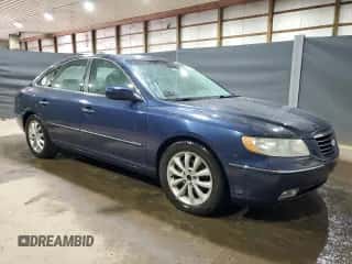 2007 Hyundai Azera SE z VIN KMHFC46F37A181759, wystawiony jako Copart lot #77031524 z przebiegiem 179 885 mil mil oraz Czysty tytuł • Clean title. Historia ofert i sprzedaży dostępna na DreamBid. Obrazek 4.