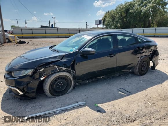 ✅ 2019 Honda Civic LX • VIN: 19XFC2F61KE012645 • Lot: 80966475. Listed on Copart with 147,968 mi. Free auction sales archive from the USA and detailed vehicle history report at DreamBid. Image 1.