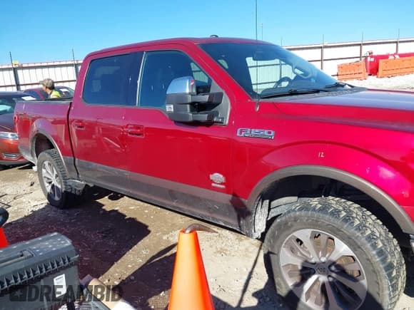 ✅ 2015 Ford F-150 XLT • VIN: 1FTEW1EG9FFA84616 • Lot: 41653922. Wystawiony na IAAI z przebiegiem 189 692 mil. Bezpłatny archiwum sprzedaży aukcyjnych z USA i szczegółowy raport historii pojazdu na DreamBid. Zdjęcie 14.
