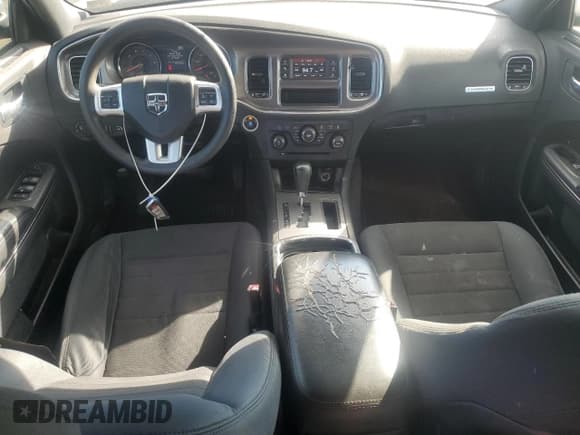 ✅ 2011 Dodge Charger Rallye • VIN: 2B3CL3CG1BH519976 • Lot: 80280735. Wystawiony na Copart z przebiegiem 167 283 mil. Bezpłatny archiwum sprzedaży aukcyjnych z USA i szczegółowy raport historii pojazdu na DreamBid. Zdjęcie 8.