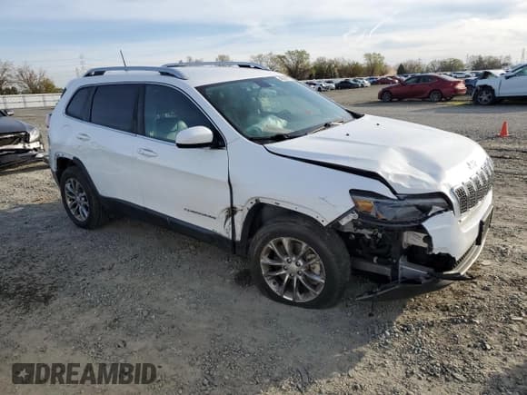 ✅ 2019 Jeep Cherokee Altitude • VIN: 1C4PJLLX9KD130196 • Lot: 48366775. Listed on Copart with 47,341 mi. Free auction sales archive from the USA and detailed vehicle history report at DreamBid. Image 4.