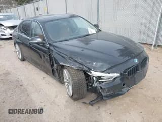 ✅ 2015 BMW 3 Series 335i xDrive • VIN: WBA3B9G58FNR94113 • Lot: 41782667. Wystawiony na IAAI z przebiegiem 106 089 mil. Bezpłatny archiwum sprzedaży aukcyjnych z USA i szczegółowy raport historii pojazdu na DreamBid. Zdjęcie 1.