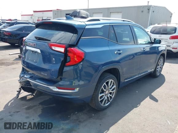 ✅ 2024 GMC Terrain Denali • VIN: 3GKALXEGXRL144332 • Lot: 42737447. Listed on IAAI with 43,124 mi. Free auction sales archive from the USA and detailed vehicle history report at DreamBid. Image 4.