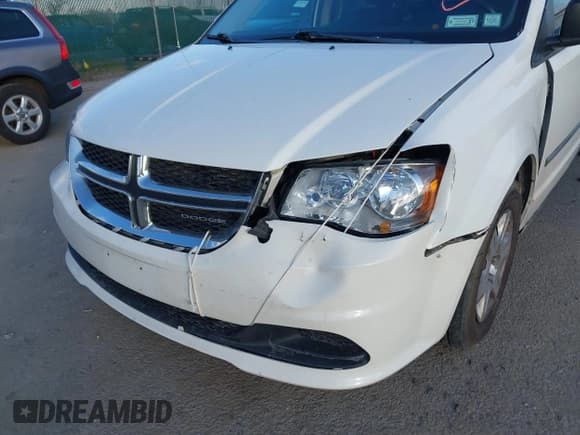 ✅ 2011 Dodge Grand Caravan Cargo • VIN: 2D4RN1AG2BR616370 • Lot: 43732615. Listed on IAAI with 22,800 mi. Free auction sales archive from the USA and detailed vehicle history report at DreamBid. Image 6.