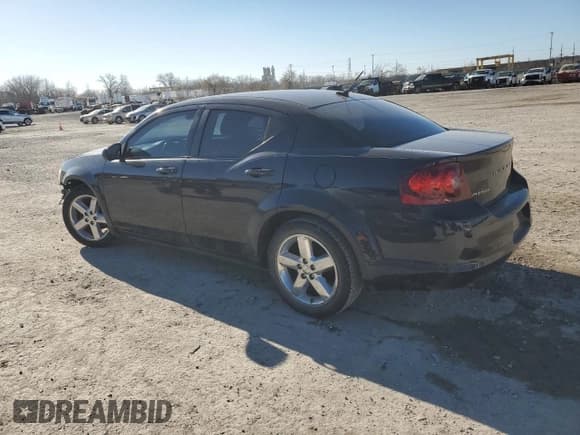 ✅ 2011 Dodge Avenger Lux • VIN: 1B3BD2FG1BN573221 • Лот: 84063974. Опубликован ранее на Copart с пробегом 171 163 миль. Бесплатный доступ к архиву аукционных продаж из США и подробный отчёт об истории автомобиля на DreamBid. Изображение 2.