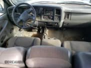 ✅ 2005 Chevrolet Silverado 3500 SRW Wrk Trk • VIN: 1GCHK34U55E315804 • Lot: 80327654. Listed on Copart with 33,425 mi. Free auction sales archive from the USA and detailed vehicle history report at DreamBid. Image 8.