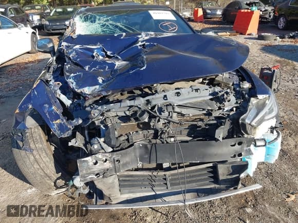 ✅ 2018 Infiniti Q60 Sport • VIN: JN1EV7EL5JM390688 • Lot: 40401587. Wystawiony na IAAI z przebiegiem 60 945 mil. Bezpłatny archiwum sprzedaży aukcyjnych z USA i szczegółowy raport historii pojazdu na DreamBid. Zdjęcie 6.