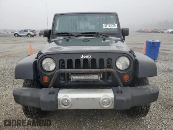 ✅ 2010 Jeep Wrangler Sahara • VIN: 1J4AA5D18AL162356 • Lot: 85100424. Listed on Copart with 205,939 mi. Free auction sales archive from the USA and detailed vehicle history report at DreamBid. Image 5.
