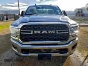 ✅ 2024 Ram 2500 Big Horn • VIN: 3C6UR5DJ4RG233130 • Lot: 96061885. Listed on Copart with 41,132 mi. Free auction sales archive from the USA and detailed vehicle history report at DreamBid. Image 5.