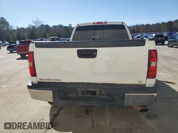 ✅ 2007 Chevrolet Silverado 2500HD 1LT • VIN: 1GCHC23K37F567474 • Lot: 88852875. Wystawiony na Copart z przebiegiem 299 201 mil. Bezpłatny archiwum sprzedaży aukcyjnych z USA i szczegółowy raport historii pojazdu na DreamBid. Zdjęcie 6.