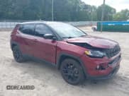 ✅ 2022 Jeep Compass Latitude • VIN: 3C4NJCBB2NT210970 • Lot: 42302790. Listed on IAAI with 27,999 mi. Free auction sales archive from the USA and detailed vehicle history report at DreamBid. Image 1.