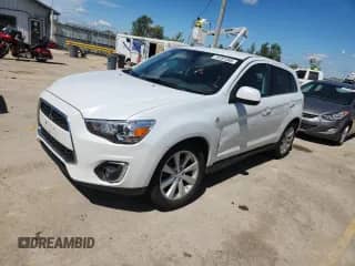 2013 Mitsubishi Outlander SE with VIN 4A4AR4AU5DE010415, listed as a Copart auction lot 70291365 with 88,949 mi miles and Salvage title. Bid and sale history available at DreamBid. Image 1.